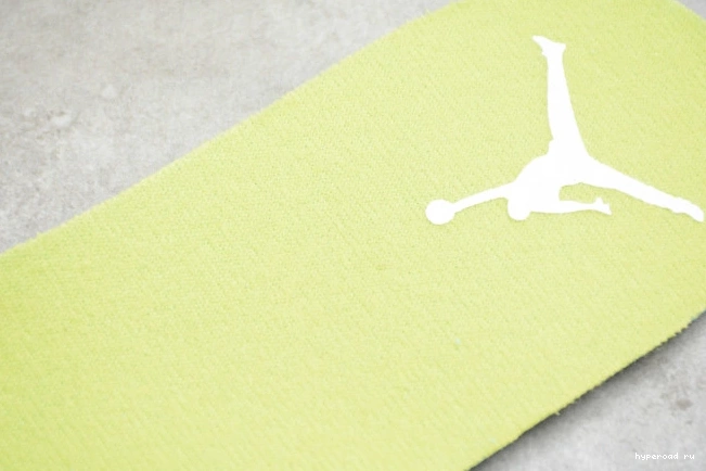 Floral Jordan Air (GS) Retro Yellow 6 543390-800 Dynamic 0606